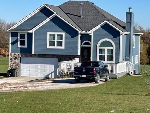 843 1661st Rd, Bates City, MO, 64011-8323 | Card Image