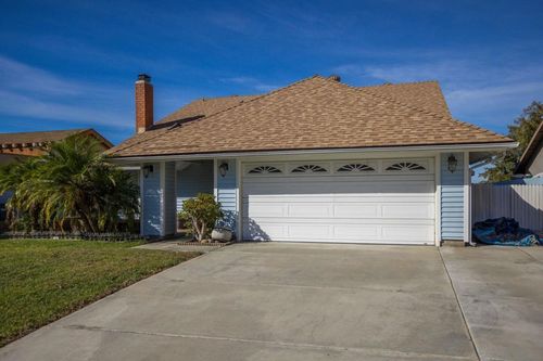 532 Kempton St, Spring Valley, CA, 91977 | Card Image
