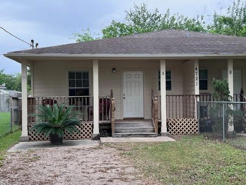 a-4721 9th St, Bacliff, TX, 77518-2222 | Card Image