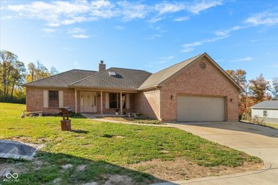 8225 Mc Whorter Road, House other with 3 bedrooms, 2 bathrooms and null parking in Martinsville IN | Image 2