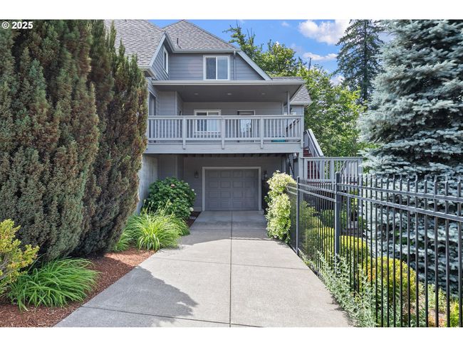 380 Mountaingate Dr, House other with 3 bedrooms, 3 bathrooms and 3 parking in Springfield OR | Image 39