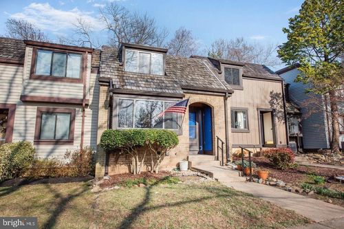 1526 Scandia Cir, RESTON, VA, 20190-4963 | Card Image