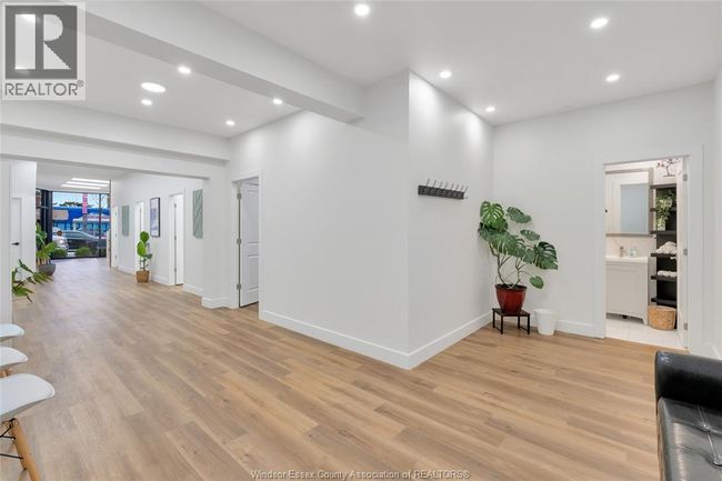 4667 Wyandotte St E, Home with 0 bedrooms, 0 bathrooms and null parking in Windsor ON | Image 15