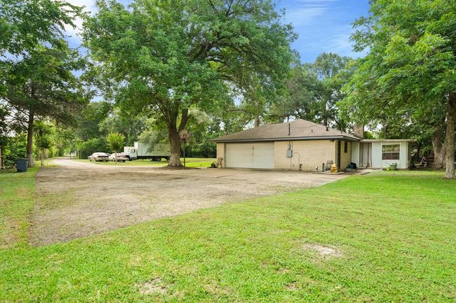 220 Brand Ln, House other with 3 bedrooms, 2 bathrooms and null parking in Stafford TX | Image 39