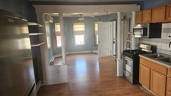 715 Elm St, Home with 4 bedrooms, 3 bathrooms and 4 parking in Woonsocket RI | Image 21