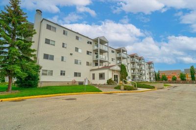 422 - 9700 92 Ave, Condo with 2 bedrooms, 2 bathrooms and 2 parking in Grande Prairie AB | Image 1