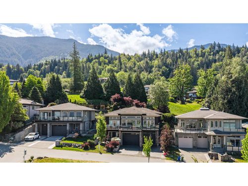 152-51075 Falls Court, Chilliwack, BC, V4Z1K7 | Card Image