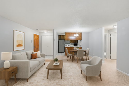 1002-742 County Road F W, Shoreview, MN, 55126-2996 | Card Image