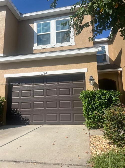 10734 Avery Park Dr, Riverview, FL, 33578-0042 | Card Image