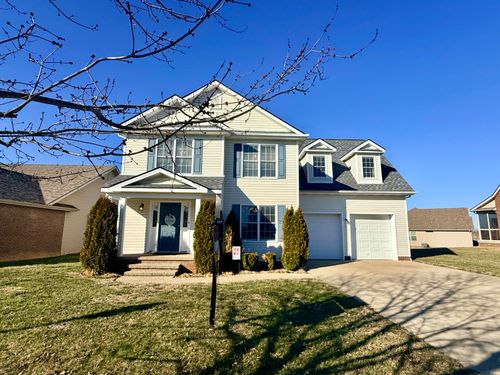 932 Hunter Trl, Mt Sterling, KY, 40353-7830 | Card Image