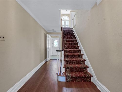 114 Wickham Rd, Garden City, NY, 11530-2516 | Card Image