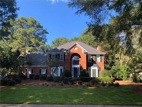 165 Kiveton Park Dr, Roswell, GA, 30075-2956 | Card Image