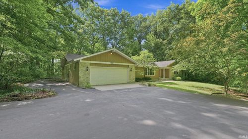 16025 Canyon Glen Parkway, Fort Wayne, IN, 46845-9729 | Card Image