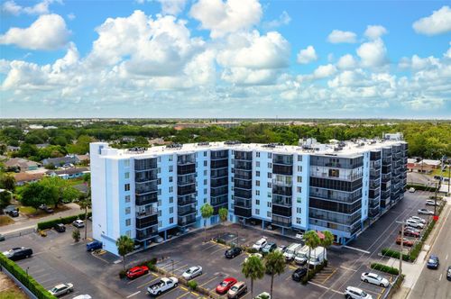 303-2901 26th St W, BRADENTON, FL, 34205-3750 | Card Image