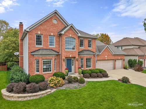 3611 Grassmere Rd, Naperville, IL, 60564-8242 | Card Image