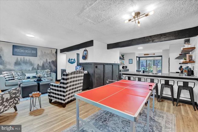 823 Crest Pines Ln, Townhouse with 3 bedrooms, 3 bathrooms and null parking in Pocono Pines PA | Image 8
