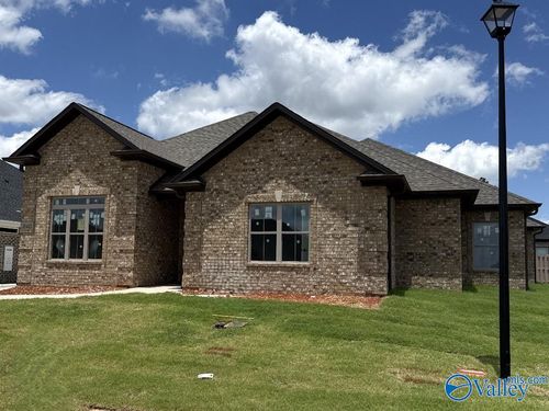 26493 Old Town Dr, Athens, AL, 35613-2449 | Card Image