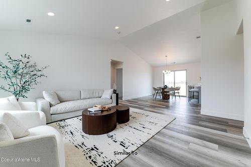 743 N Galbraith Loop, Post Falls, ID, 83854 | Card Image