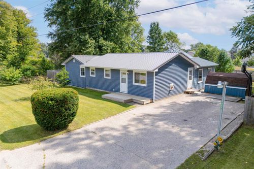 117 Carl St, Buckley, MI, 49620-5115 | Card Image