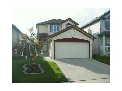 172 Covewood Green Ne, Home with 3 bedrooms, 2 bathrooms and 2 parking in Calgary AB | Card Image
