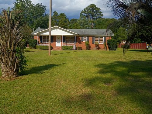 1247 Peurifoy Rd, Walterboro, SC, 29488-7121 | Card Image