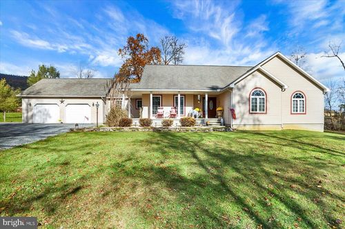 515 Hickory Ln, BELLEVILLE, PA, 17004-8931 | Card Image