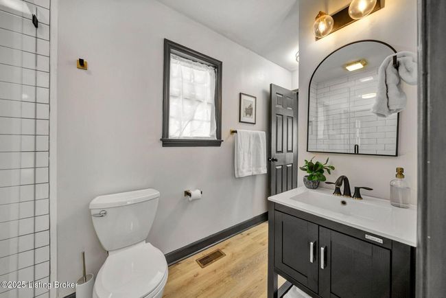 first floor full bathroom primary and guest | Image 10