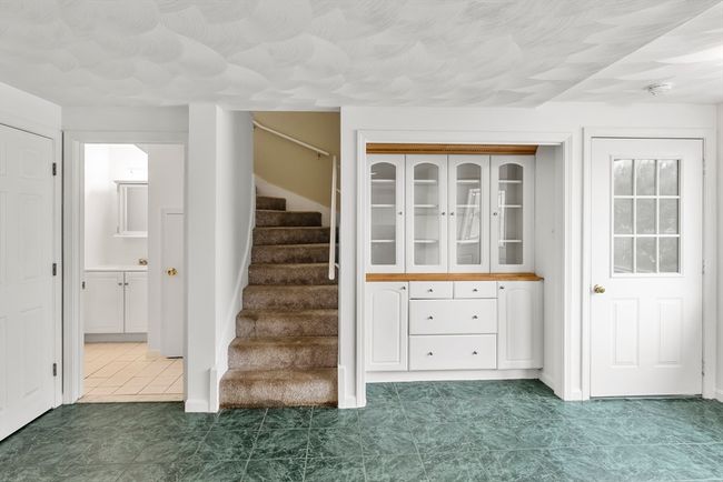 76 Choctaw Dr, House other with 3 bedrooms, 1 bathrooms and 3 parking in Buzzards Bay MA | Image 14