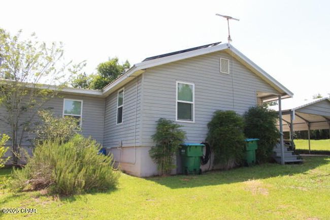 2100 Third Ave, House other with 3 bedrooms, 3 bathrooms and null parking in Sneads FL | Image 11