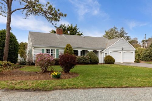 2 Par 3 Dr, Yarmouth, MA, 02664 | Card Image