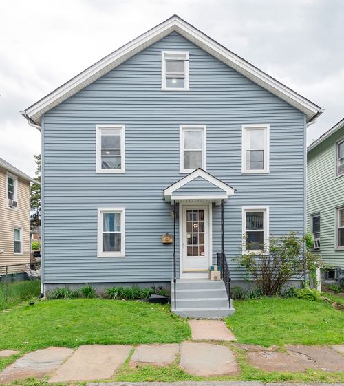 99 Kent Ct, Meriden, CT, 06450-8132 | Card Image