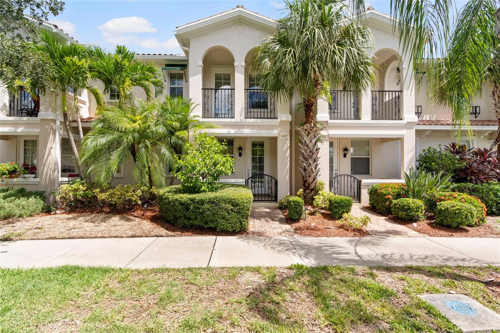 Madrano Dr, Sarasota, FL 34232