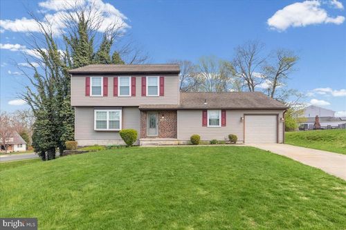 1795 Witherspoon Ct, Turnersville, NJ, 08012-2216 | Card Image