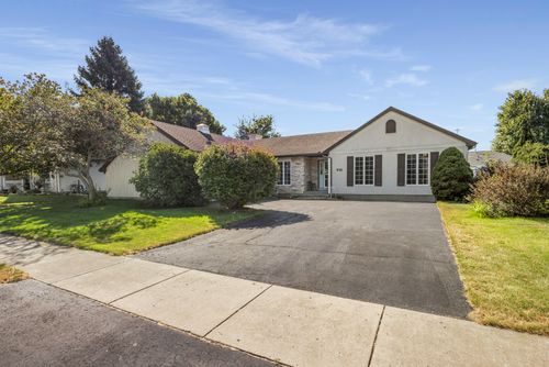 441 Maple Avenue, Elburn, IL, 60119 | Card Image