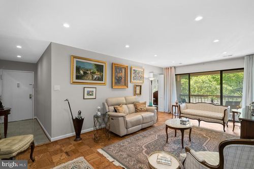 apt-201-11401 Commonwealth Dr, ROCKVILLE, MD, 20852-2826 | Card Image