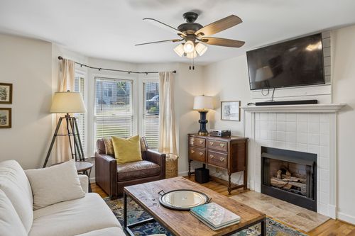 a-229 Orlando Ave, Nashville, TN, 37209-3204 | Card Image