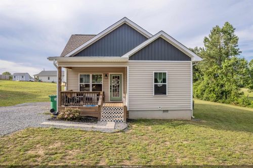 89 County Road 1724, Holly Pond, AL, 35083-6496 | Card Image