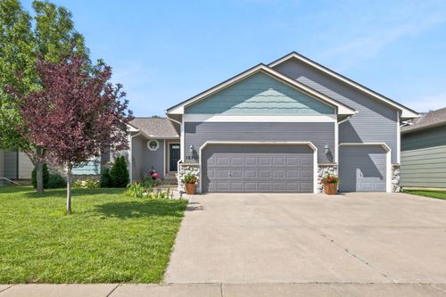 10701 W Dallas, Wichita, KS, 67215 | Card Image
