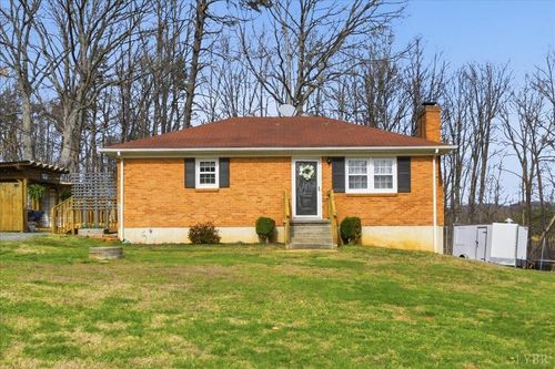 108 Mount Sterling Dr, Lynchburg, VA, 24502-3269 | Card Image