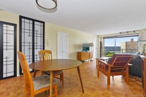 12m-3333 Henry Hudson Pkwy, Bronx, NY, 10463 | Card Image