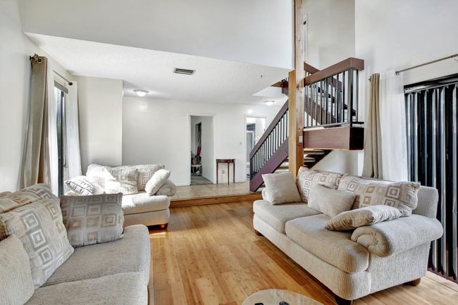 1851 Bayberry Dr, Condo with 3 bedrooms, 2 bathrooms and null parking in Pembroke Pines FL | Image 11