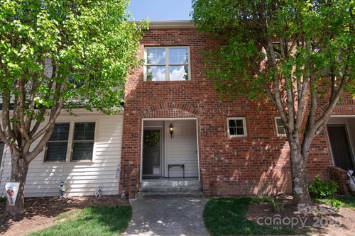 unit-f-252 Unit F Wash Creek Dr, Hendersonville, NC, 28739-4638 | Card Image
