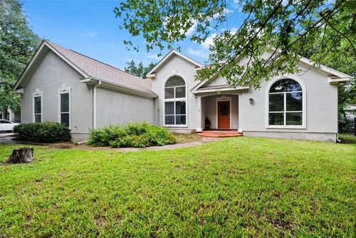 230 Cedar Hills Dr, Elgin, TX, 78621-9726 | Card Image