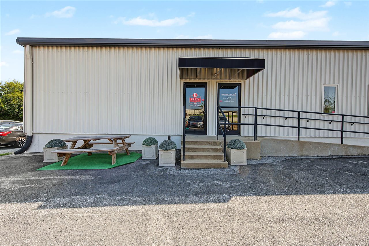 Commercial Lease in Bowling Green