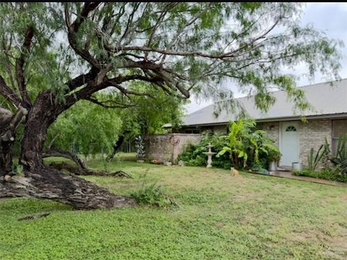 200 E Javelina Dr, Pharr, TX, 78577-5894 | Card Image