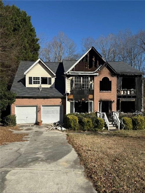 3824 Bay Cove Trl, Loganville, GA, 30052-6630 | Card Image