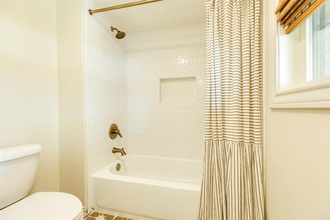 3003 Sky Ranch Dr, House other with 4 bedrooms, 4 bathrooms and 2 parking in Alvin TX | Image 30