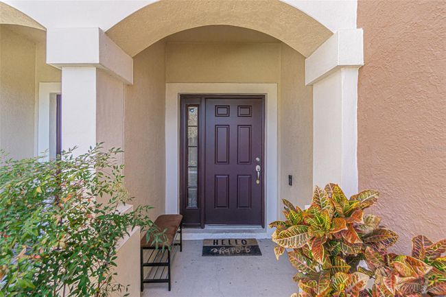 26633 Castleview Way, Townhouse with 3 bedrooms, 2 bathrooms and null parking in Wesley Chapel FL | Image 8