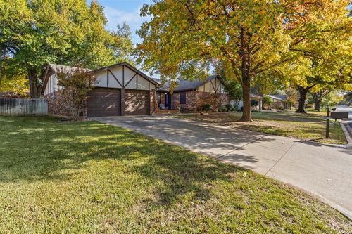 4612 Shady Lake Drive, North Richland Hills, TX, 76180 | Card Image