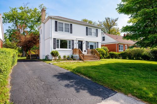 35 Rivercrest Dr, Saint Catharines, ON, L2T2P3 | Card Image